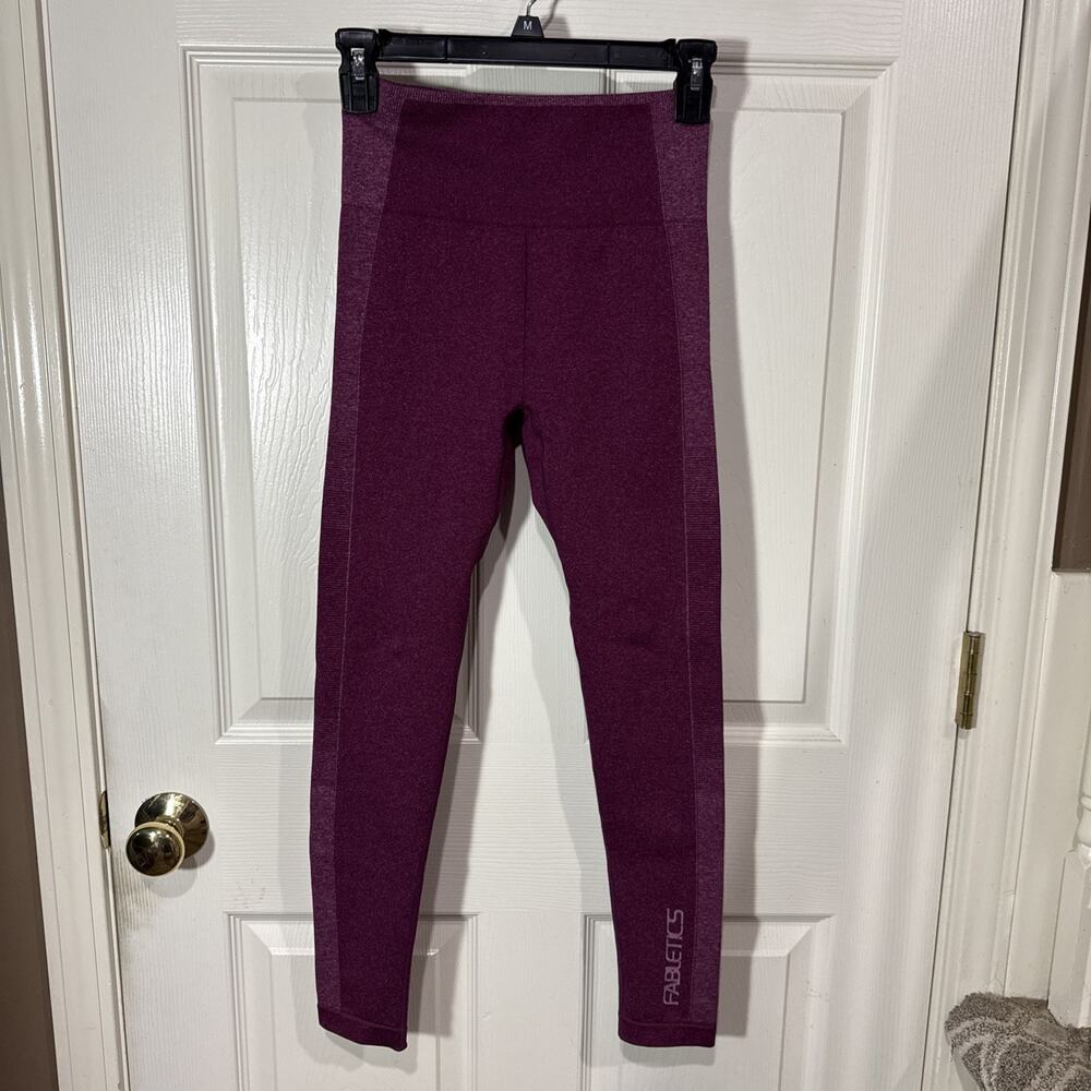 Fabletics Seamless Ultra HW Sport Stripe XS Leggings Dark Raspberry Heather